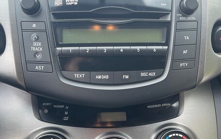 Toyota RAV4, 2011 год, 1 090 000 рублей, 20 фотография