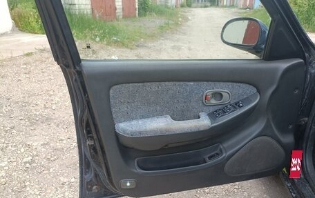 KIA Clarus II, 2001 год, 280 000 рублей, 16 фотография