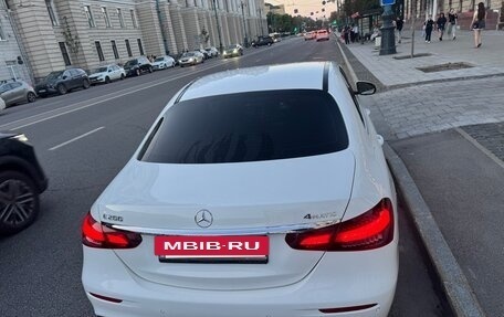 Mercedes-Benz E-Класс, 2020 год, 3 350 000 рублей, 6 фотография