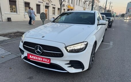 Mercedes-Benz E-Класс, 2020 год, 3 350 000 рублей, 3 фотография