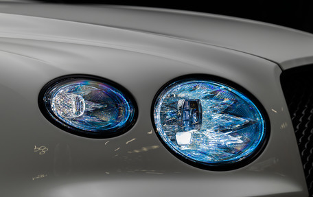 Bentley Bentayga I, 2022 год, 25 900 000 рублей, 14 фотография