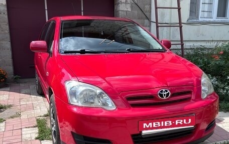 Toyota Corolla, 2005 год, 680 000 рублей, 4 фотография