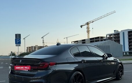BMW 5 серия, 2018 год, 3 600 000 рублей, 5 фотография