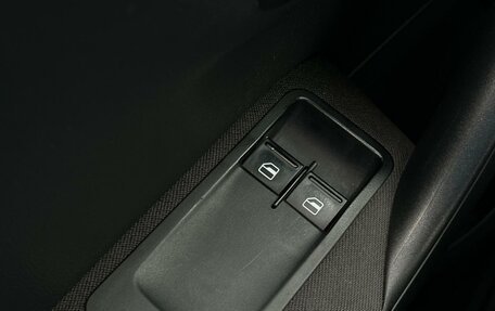 Volkswagen Polo VI (EU Market), 2011 год, 599 000 рублей, 16 фотография