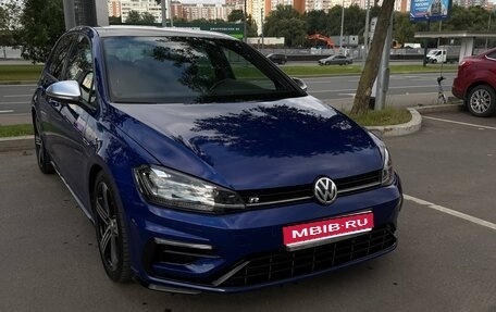 Volkswagen Golf R VII, 2019 год, 4 100 000 рублей, 1 фотография