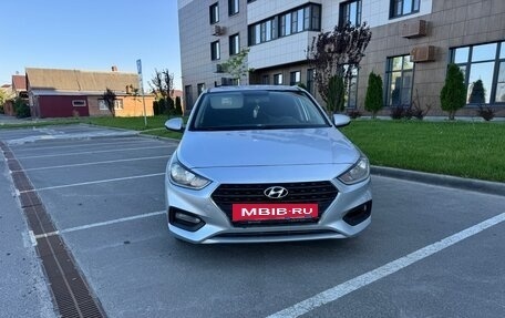Hyundai Solaris II рестайлинг, 2019 год, 810 000 рублей, 4 фотография