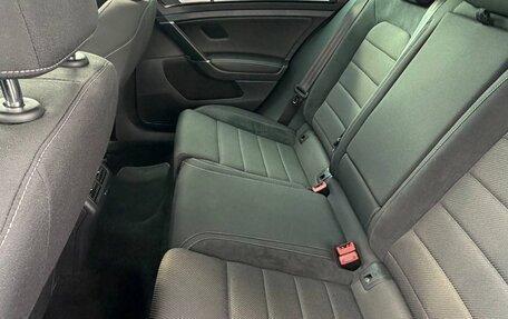 Volkswagen Golf R VII, 2019 год, 4 100 000 рублей, 12 фотография