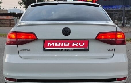 Volkswagen Jetta VI, 2015 год, 1 100 000 рублей, 3 фотография