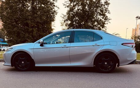 Toyota Camry, 2021 год, 2 899 000 рублей, 4 фотография