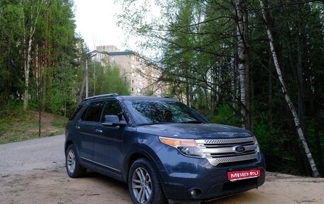 Ford Explorer VI, 2013 год, 1 200 000 рублей, 1 фотография
