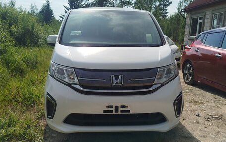 Honda Stepwgn IV, 2016 год, 1 400 000 рублей, 5 фотография