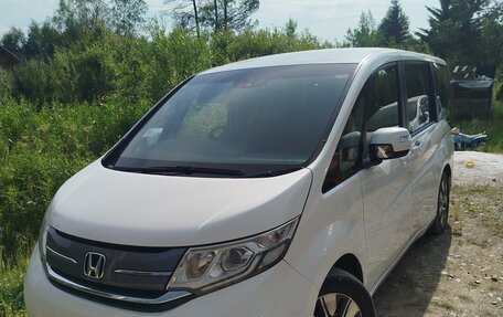 Honda Stepwgn IV, 2016 год, 1 400 000 рублей, 11 фотография