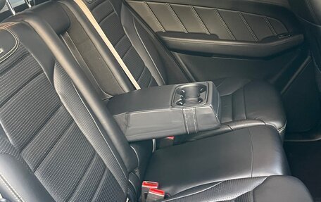 Mercedes-Benz GLE AMG, 2016 год, 3 000 000 рублей, 38 фотография