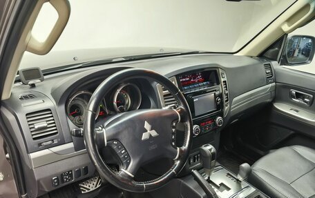 Mitsubishi Pajero IV, 2014 год, 2 398 000 рублей, 7 фотография