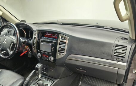 Mitsubishi Pajero IV, 2014 год, 2 398 000 рублей, 13 фотография