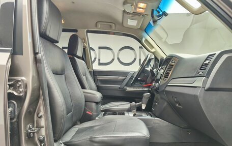 Mitsubishi Pajero IV, 2014 год, 2 398 000 рублей, 14 фотография