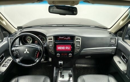 Mitsubishi Pajero IV, 2014 год, 2 398 000 рублей, 17 фотография