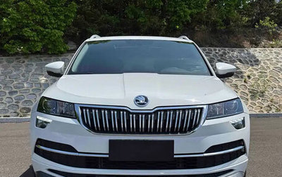 Skoda Karoq I, 2023 год, 1 800 000 рублей, 1 фотография