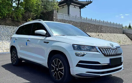 Skoda Karoq I, 2023 год, 1 800 000 рублей, 2 фотография