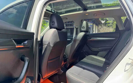 Skoda Karoq I, 2023 год, 1 800 000 рублей, 18 фотография