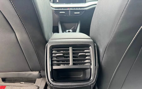 Skoda Octavia IV, 2023 год, 1 800 000 рублей, 15 фотография