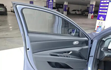Hyundai Elantra, 2025 год, 1 650 000 рублей, 11 фотография