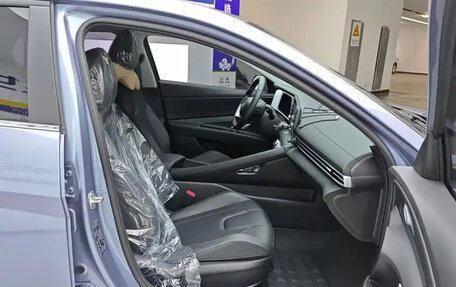 Hyundai Elantra, 2025 год, 1 650 000 рублей, 7 фотография