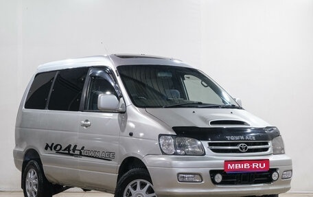 Toyota Town Ace III, 1999 год, 399 000 рублей, 1 фотография