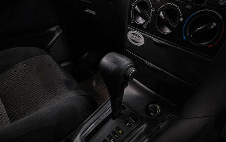 Toyota Corolla, 2003 год, 639 000 рублей, 24 фотография
