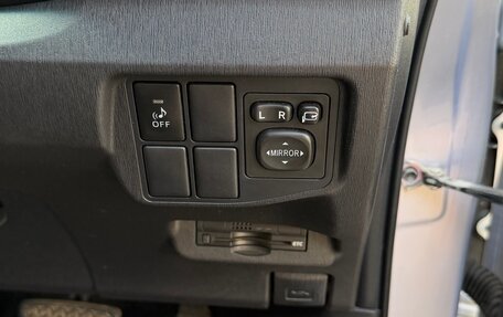 Toyota Prius, 2012 год, 1 100 000 рублей, 7 фотография