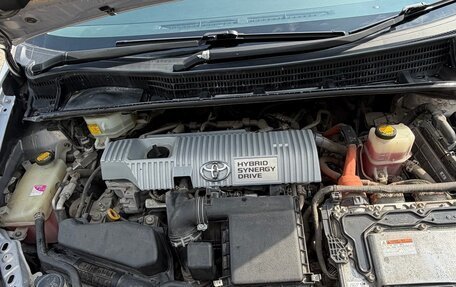 Toyota Prius, 2012 год, 1 100 000 рублей, 6 фотография