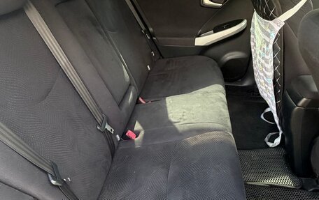 Toyota Prius, 2012 год, 1 100 000 рублей, 9 фотография