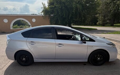 Toyota Prius, 2012 год, 1 100 000 рублей, 4 фотография