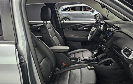 Chevrolet TrailBlazer, 2023 год, 1 500 000 рублей, 8 фотография