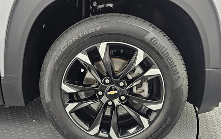 Chevrolet TrailBlazer, 2023 год, 1 500 000 рублей, 29 фотография