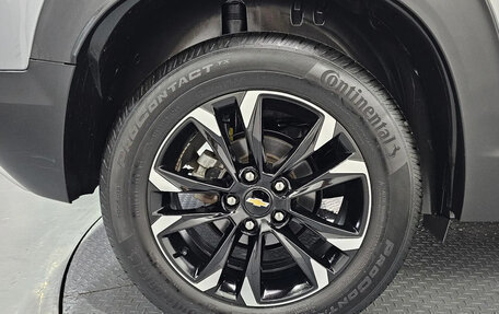 Chevrolet TrailBlazer, 2023 год, 1 500 000 рублей, 30 фотография