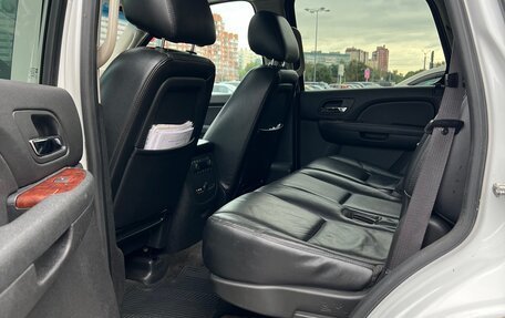 Chevrolet Tahoe III, 2013 год, 1 900 000 рублей, 3 фотография