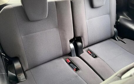 Toyota Noah III, 2014 год, 1 500 000 рублей, 8 фотография