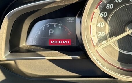 Mazda 3, 2014 год, 1 370 000 рублей, 14 фотография