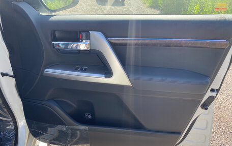 Toyota Land Cruiser 200, 2014 год, 14 500 000 рублей, 38 фотография