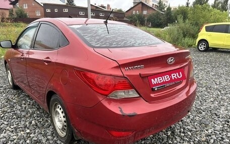 Hyundai Solaris II рестайлинг, 2011 год, 550 000 рублей, 3 фотография