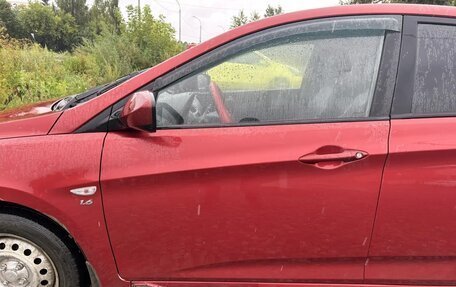Hyundai Solaris II рестайлинг, 2011 год, 550 000 рублей, 11 фотография