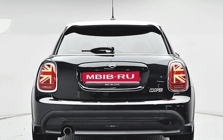MINI Hatch, 2023 год, 1 700 000 рублей, 3 фотография