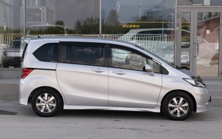 Honda Freed I, 2010 год, 900 000 рублей, 4 фотография