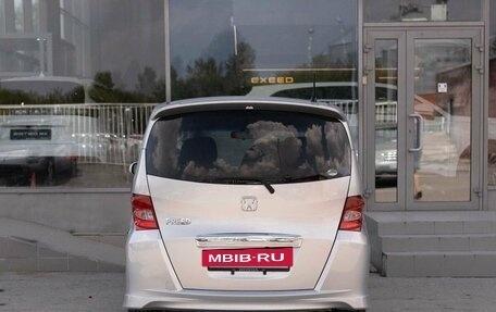 Honda Freed I, 2010 год, 900 000 рублей, 6 фотография