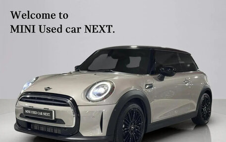 MINI Hatch, 2023 год, 1 750 000 рублей, 2 фотография