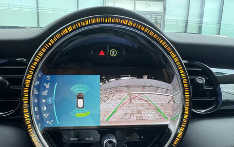 MINI Hatch, 2023 год, 1 750 000 рублей, 10 фотография