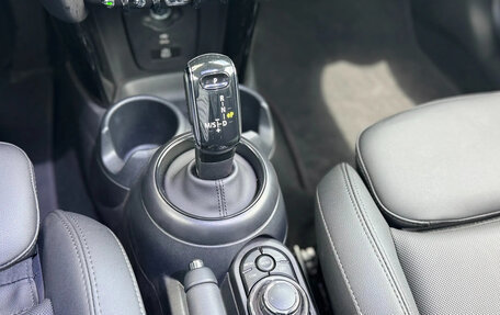 MINI Hatch, 2023 год, 1 750 000 рублей, 13 фотография