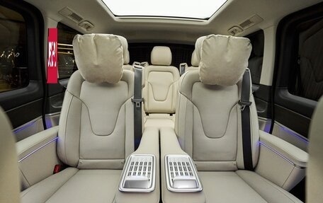 Mercedes-Benz V-Класс, 2026 год, 14 390 000 рублей, 32 фотография