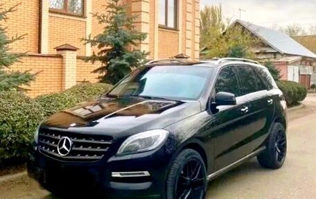 Mercedes-Benz M-Класс, 2014 год, 2 500 000 рублей, 1 фотография